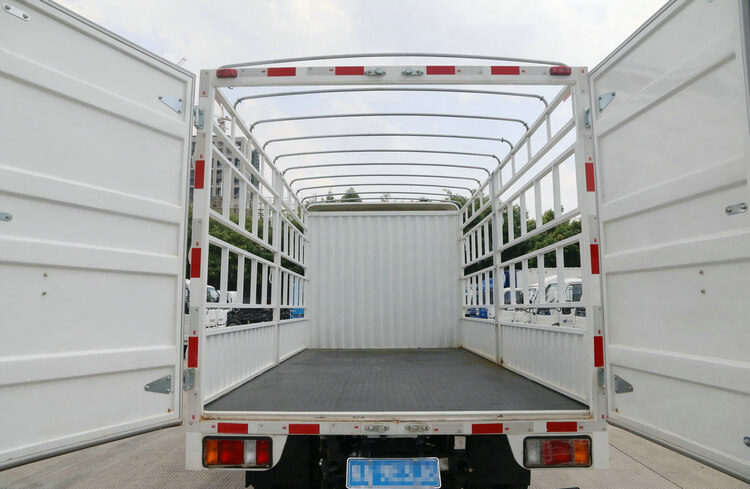 Single Row ELF ISUZU Cargo Truck