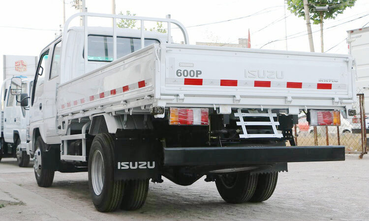 600P ISUZU Double Cabin Flatbed Cargo Truck