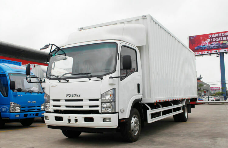 700P ISUZU Cargo Box Truck