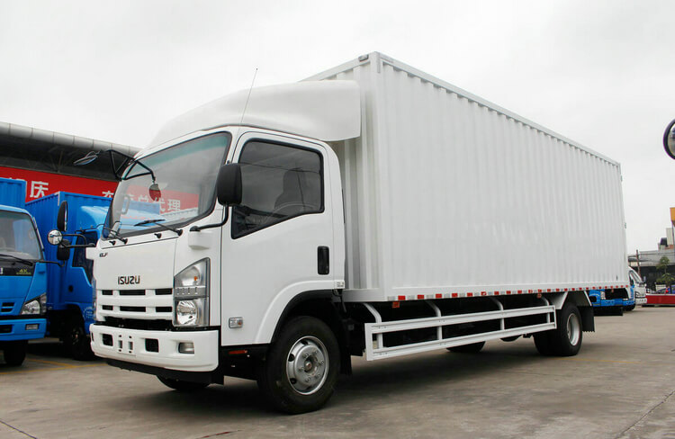 Factory Directly Sales 190HP 700P ISUZU Van Truck