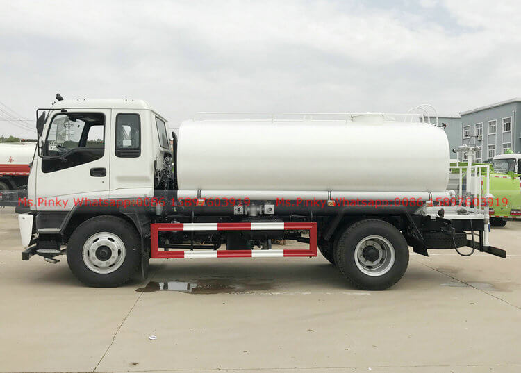 ISUZU FTR Potable Water Tanker Trucks With stainless tank