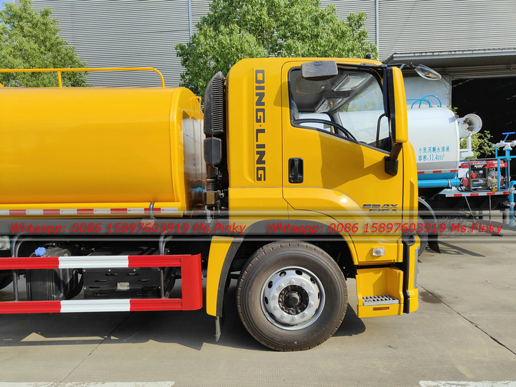 ISUZU Drinking Water Delivery Trucks