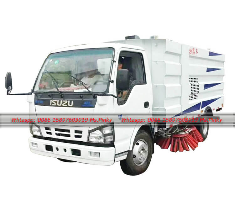 600P ISUZU Hydraulic road sweeper