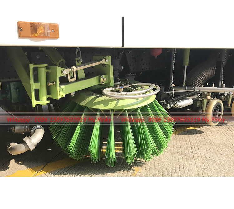 Sweepring Brush for Cleaning and Sweeping Truck