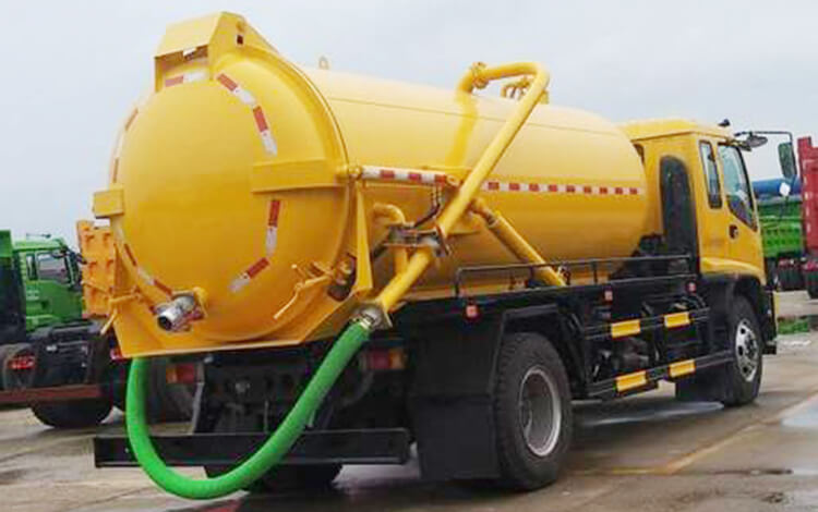 ISUZU FTR Sewer Cleaner Truck,