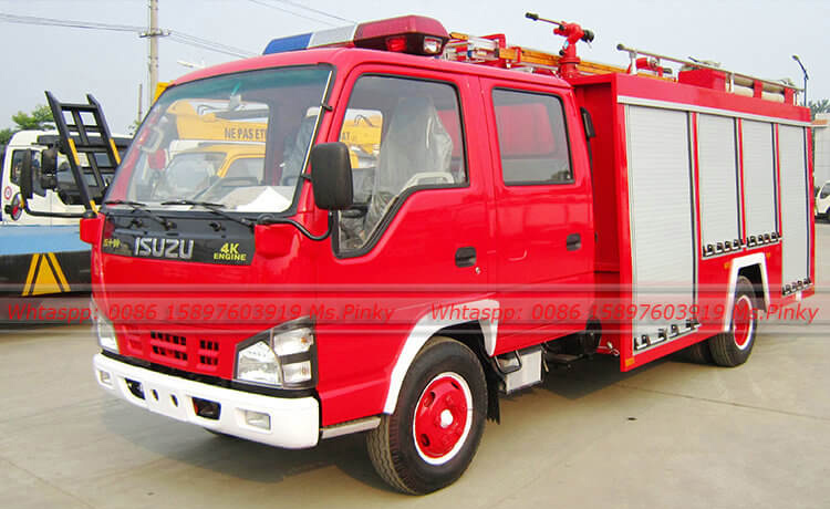 ISUZU 600p fire engine
