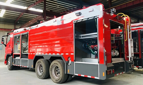 ISUZU GIGA Dry Powser Foam Fire Truck