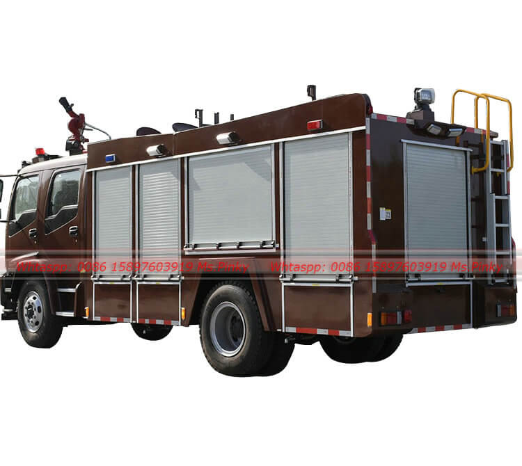 ISUZU FTR Water Form Fire Fightint Vehicle