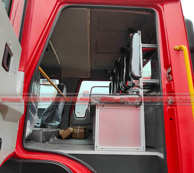 6x4 10Wheels HOWO 15Tons Water Tank Foam Fire Truck For Sales