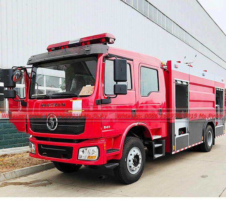 Emergency Rescue 4x2 Foam Fire Truck Shacman