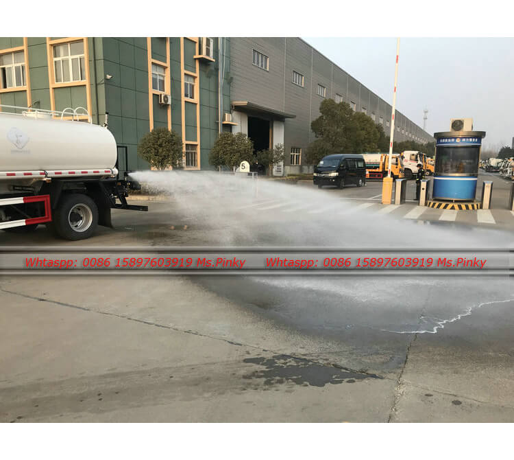 8Tons HOWO Water Spraying Truck