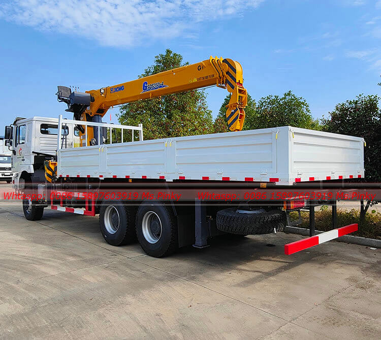 6x6 Shacman Cargo Truck With Crane