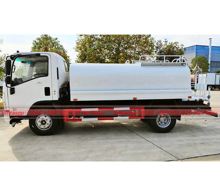 ISUZU Potable Water Truck