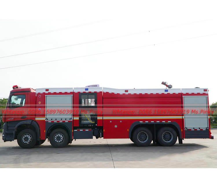 Mercedes Benz Fire fighting Truck