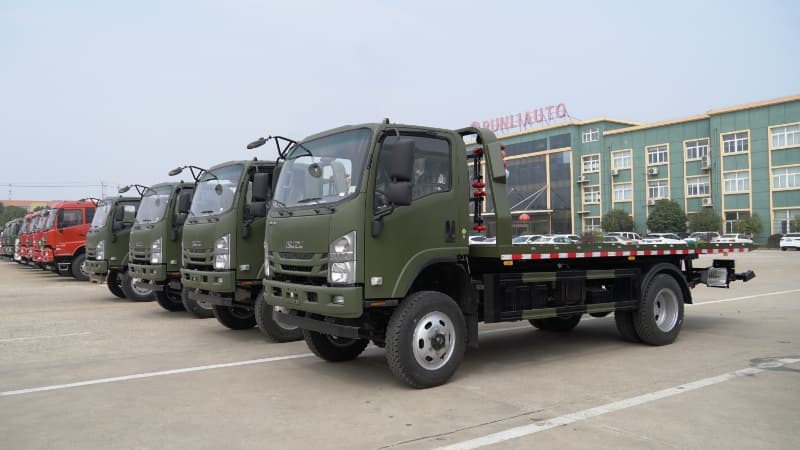 All Wheel Drive 4x4 4WD ISUZU Wrecker Truck Export to Russia